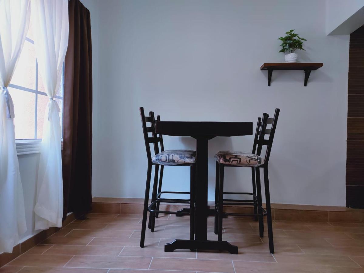 2-Bedroom Apartment Centrally Located, Near Us Consulate 华雷斯城 外观 照片