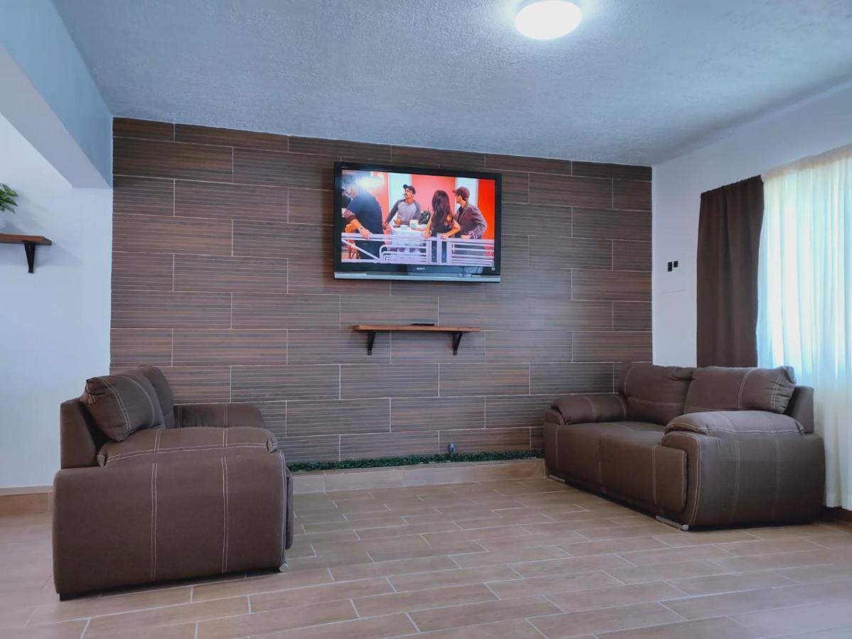 2-Bedroom Apartment Centrally Located, Near Us Consulate 华雷斯城 外观 照片